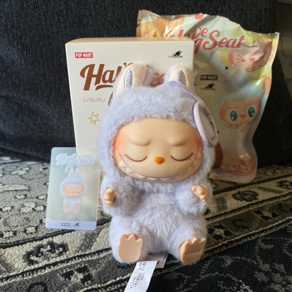 Popmart Have a Seat Labubu (Confirmed Zizi) - Picture 2 of 8